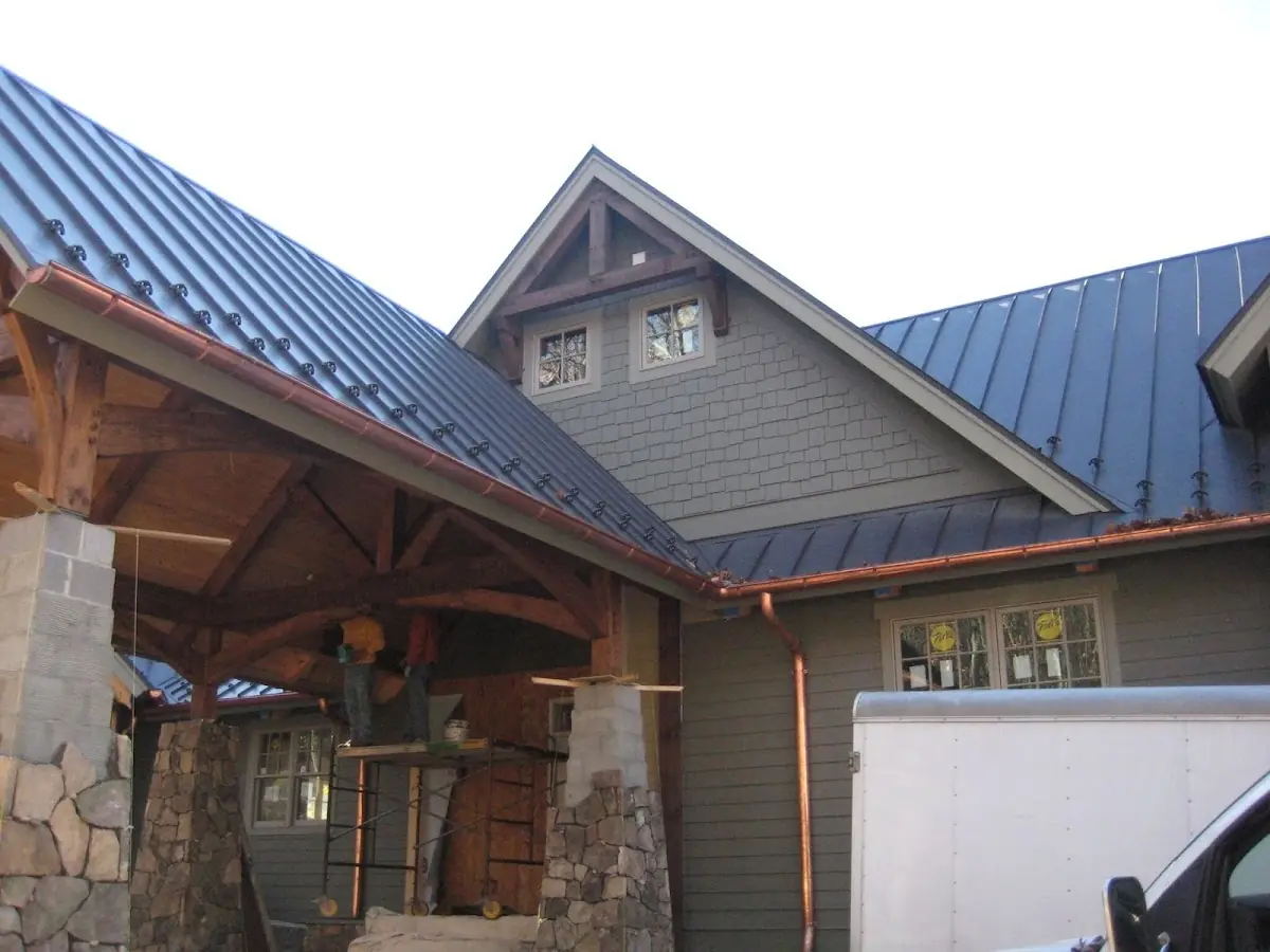 Craftsman Roofing team delivering quality roofing work in Laguna Creek West